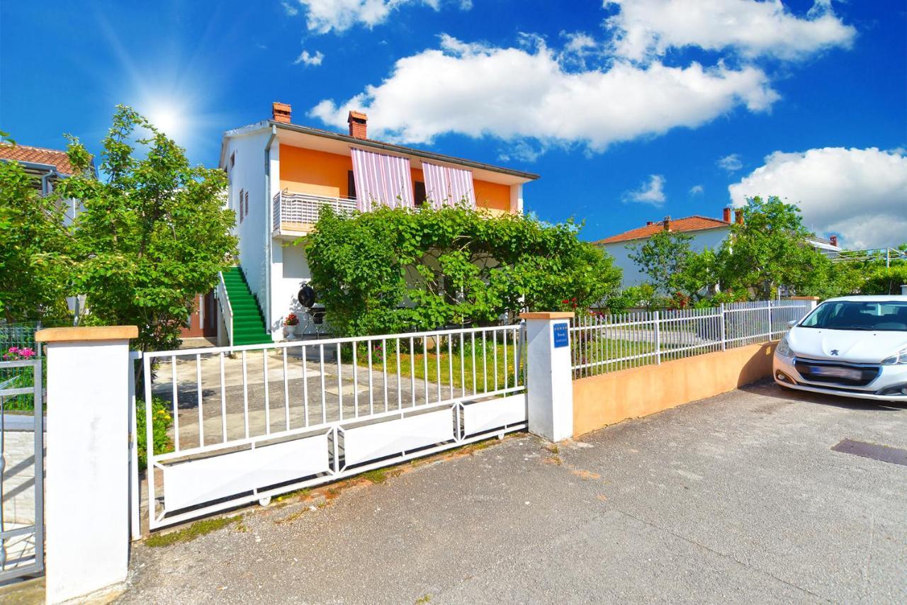 Apartments Mala Vala 925 - Adapted Fažana Eksteriør billede